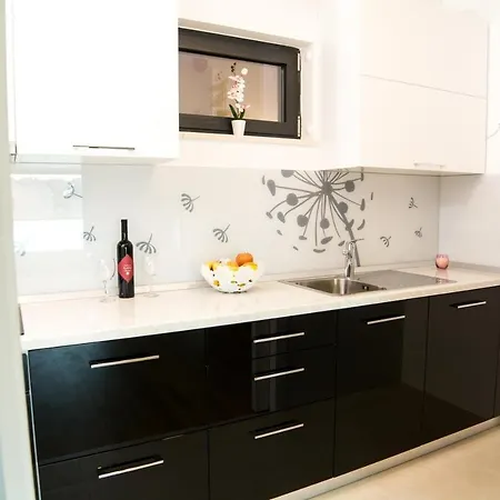 By The Sea - 14636 公寓